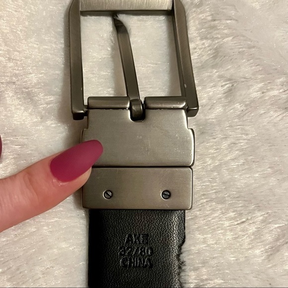 Kenneth Cole Reaction Reversible Belt Size 32/80 - Picture 5 of 9